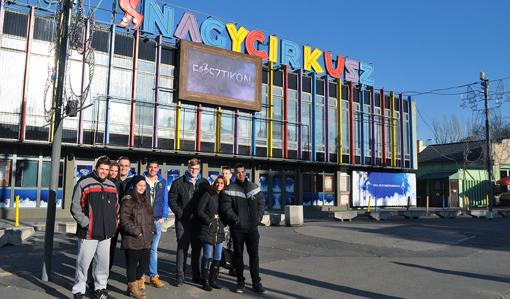 160120 cirkusz 03
