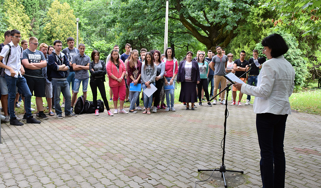 160606 non 02