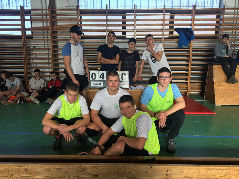 191219 floorball 03
