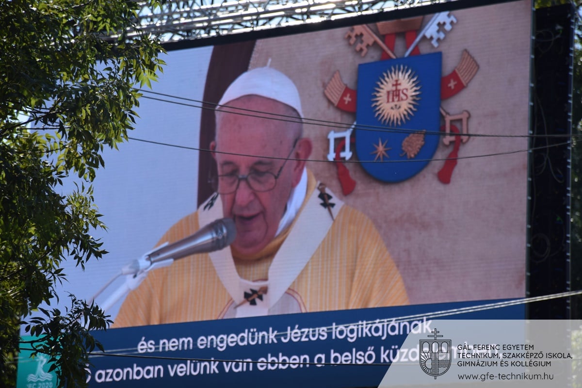 20210913 papa 01