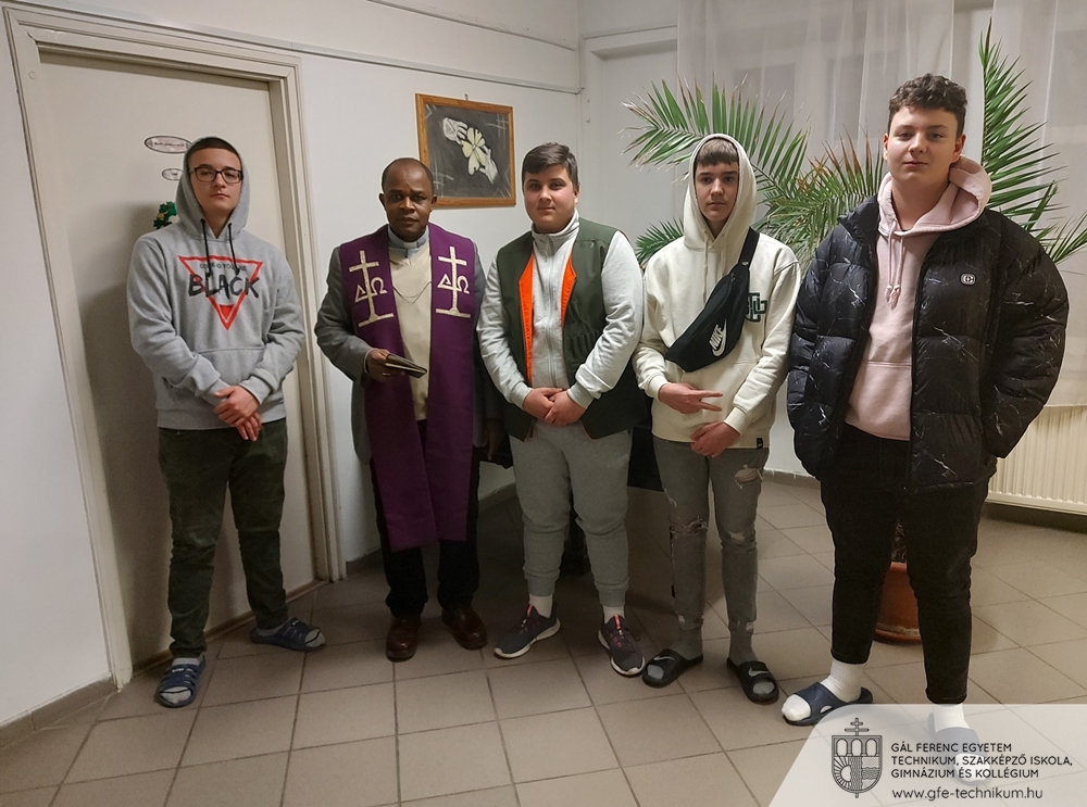 06 Miklós Molnár