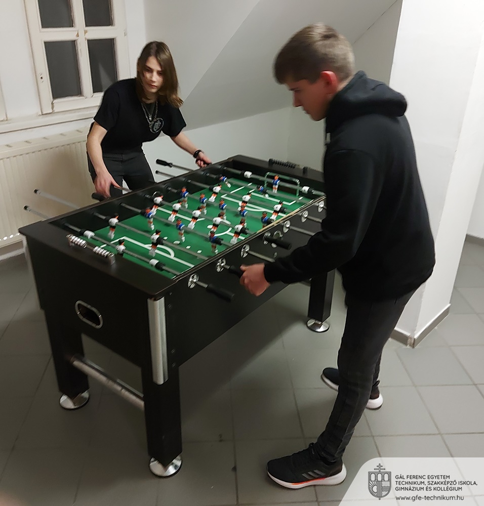 02 Miklós Molnár