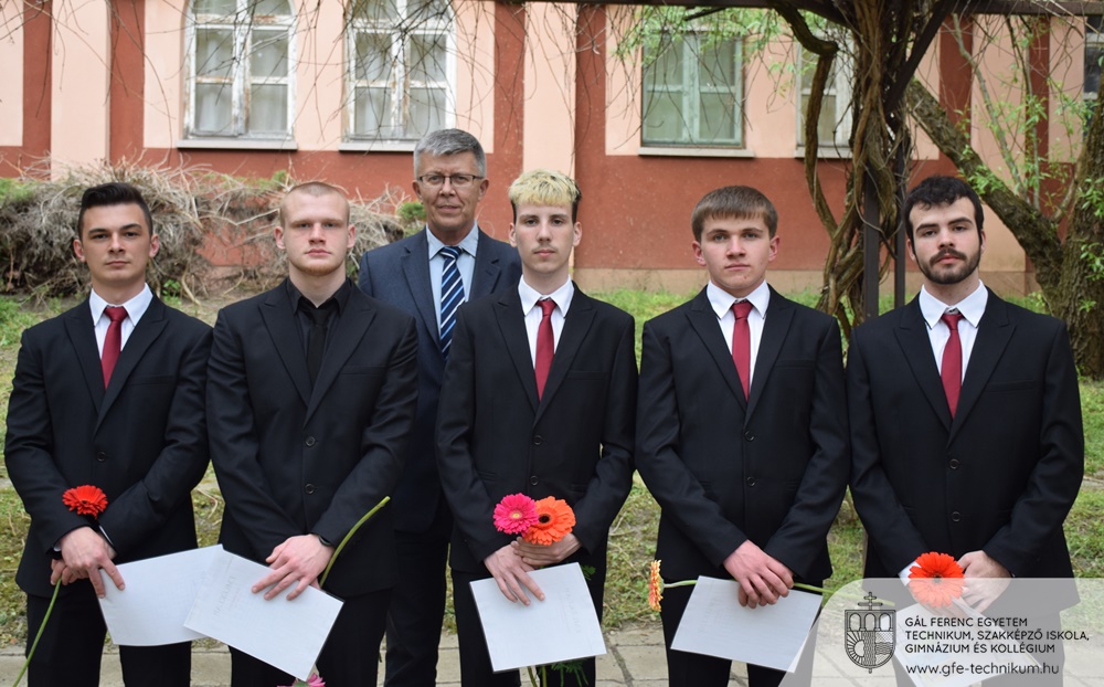 010 Ballagás Kollégium Miklós Molnár