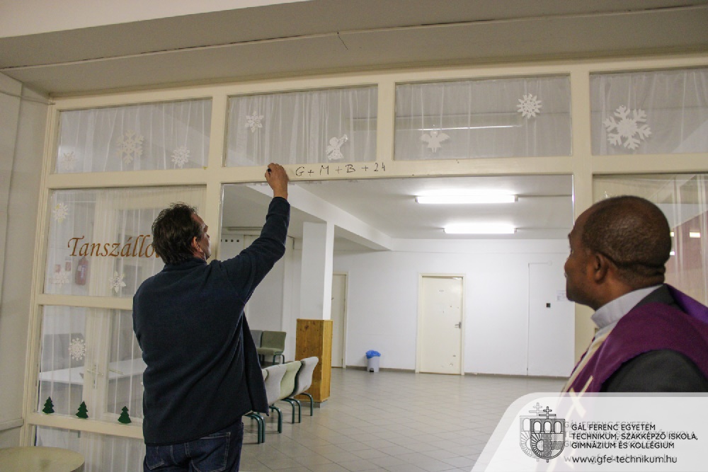 20240206 hazszenteles 09
