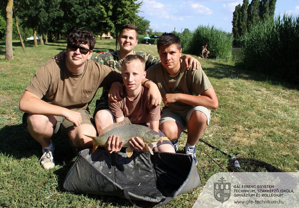 Horgász 4 Zoltán Lupták