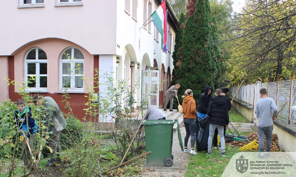 50 Zoltán Lupták