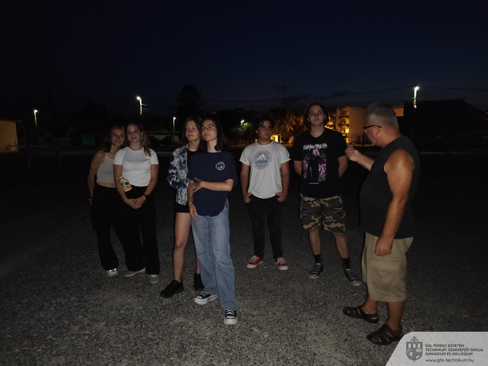 IMG c7b567cb3f18be51624c4701479b93dd V